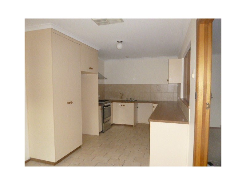 14 Dellvale Court, Flagstaff Hill SA 5159