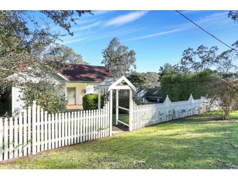4 Pine Road, Hawthorndene SA 5051