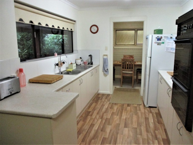 2 Hamilton Crescent, Aberfoyle Park SA 5159