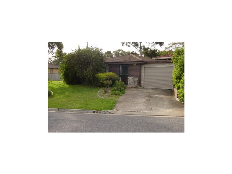 27 MAGNOLIA AVENUE, Happy Valley SA 5159