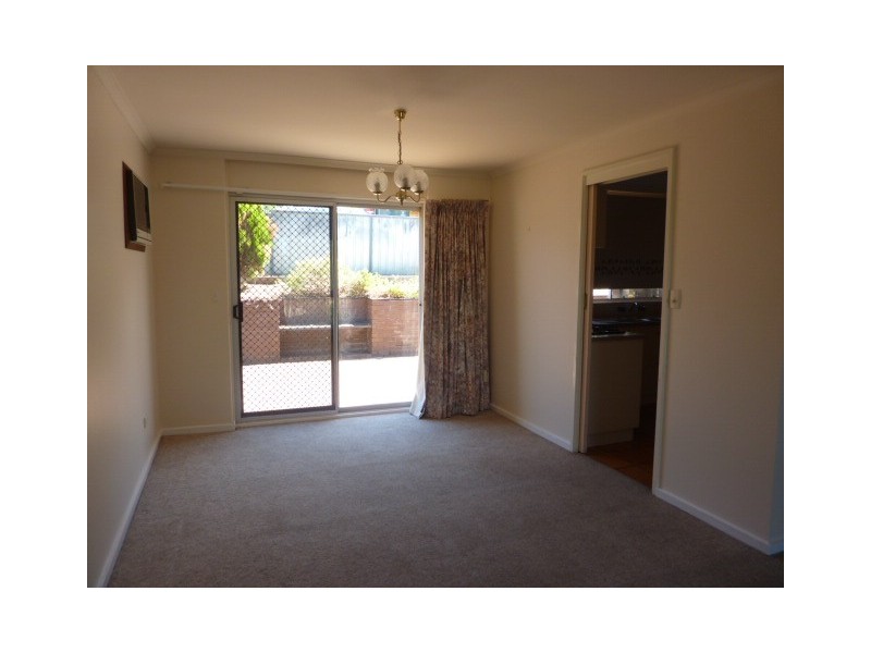 27 MAGNOLIA AVENUE, Happy Valley SA 5159