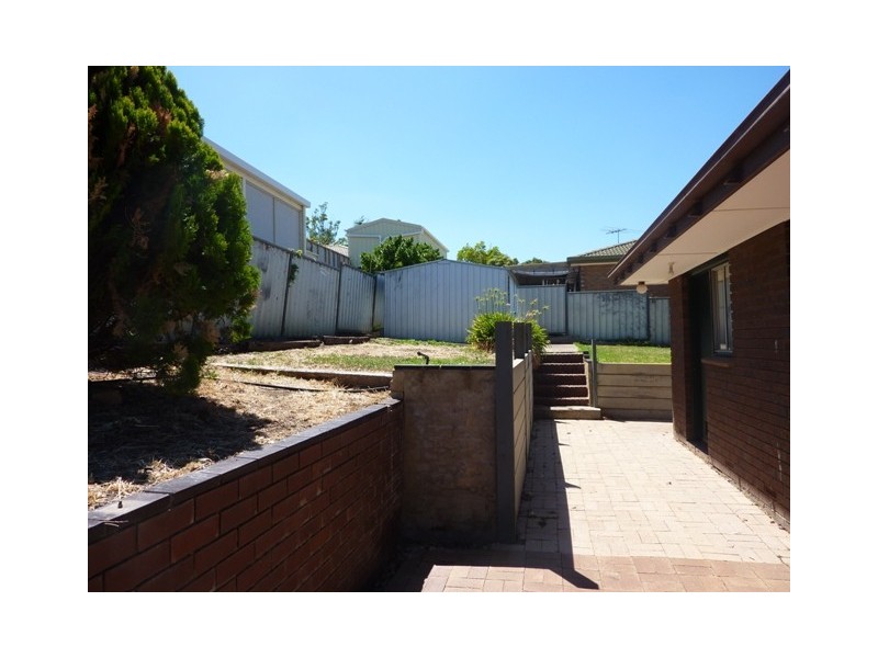 27 MAGNOLIA AVENUE, Happy Valley SA 5159