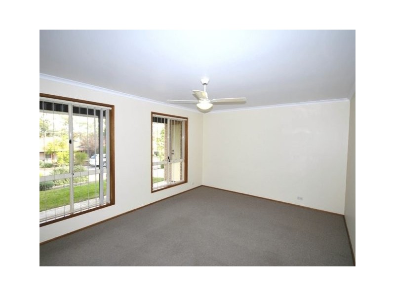 12 Wooding Ave, Woodcroft SA 5162