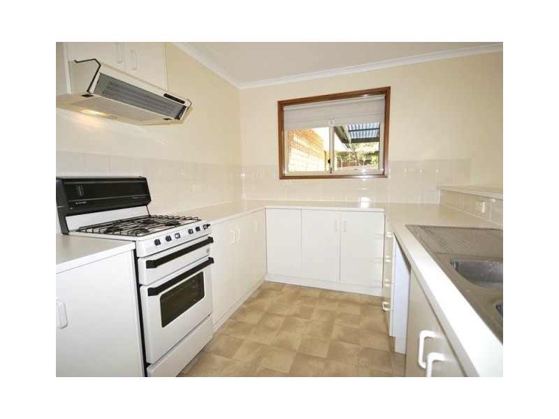 12 Wooding Ave, Woodcroft SA 5162