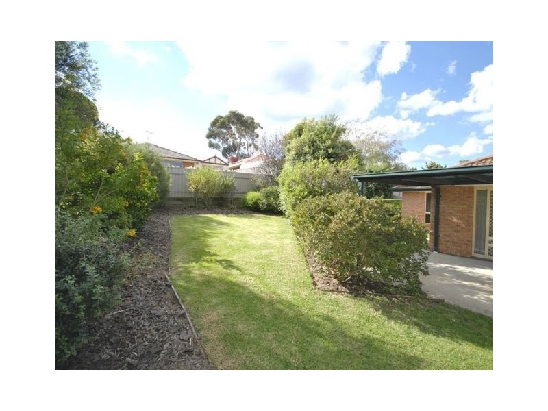 12 Wooding Ave, Woodcroft SA 5162