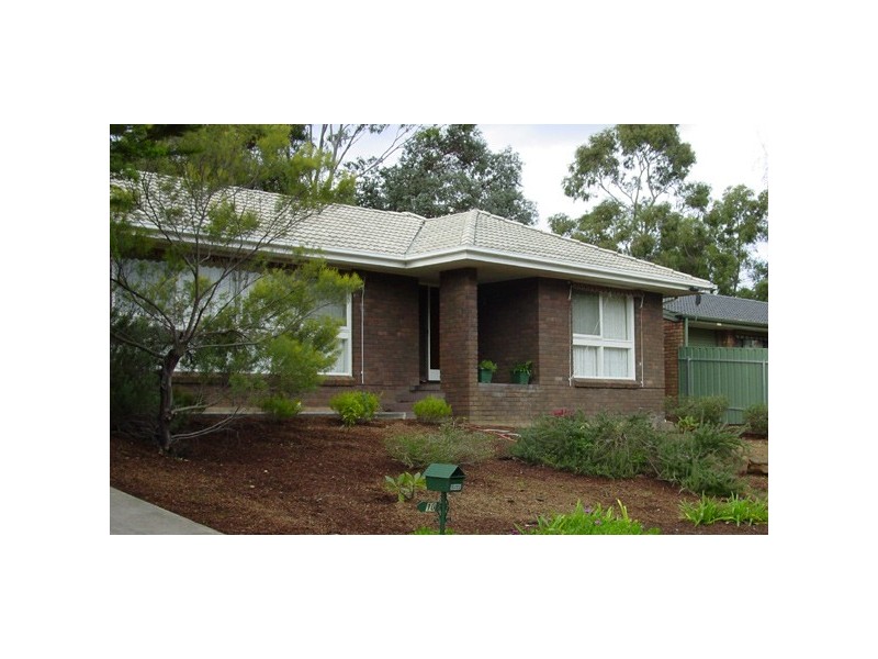10 HAMILTON CRESCENT, Aberfoyle Park SA 5159