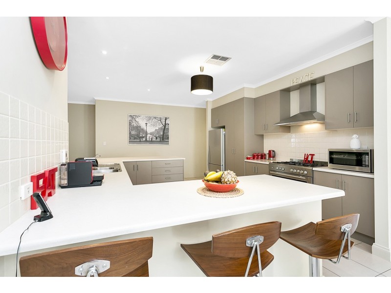 21 Viaduct Road, Eden Hills SA 5050