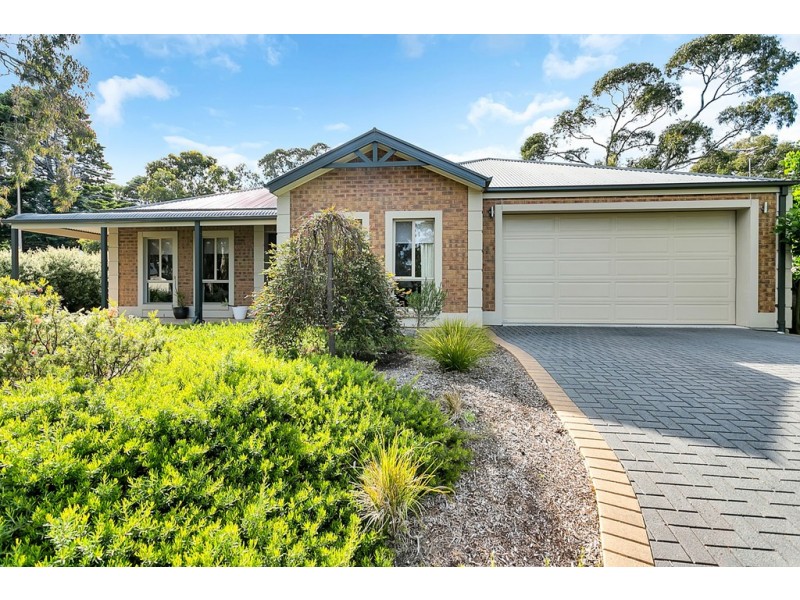 21 Viaduct Road, Eden Hills SA 5050