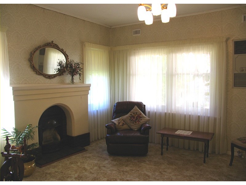 34 Emily Ave, Clapham SA 5062