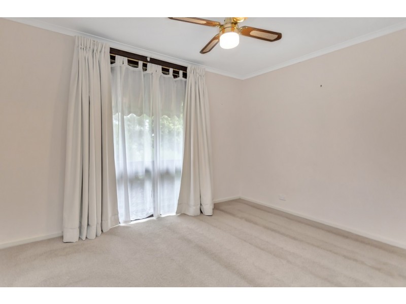 2 Hamilton Crescent, Aberfoyle Park SA 5159