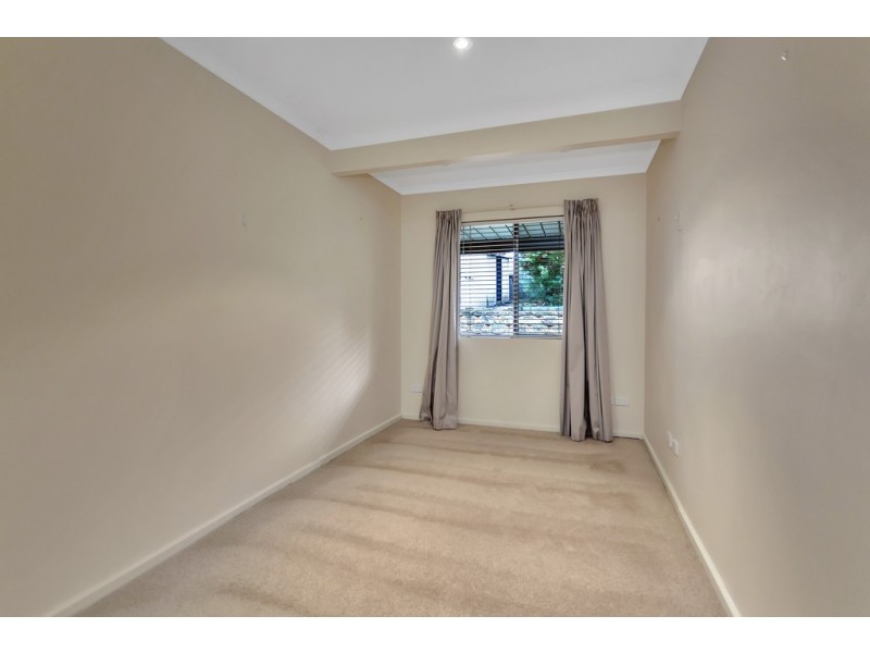 2 Hamilton Crescent, Aberfoyle Park SA 5159