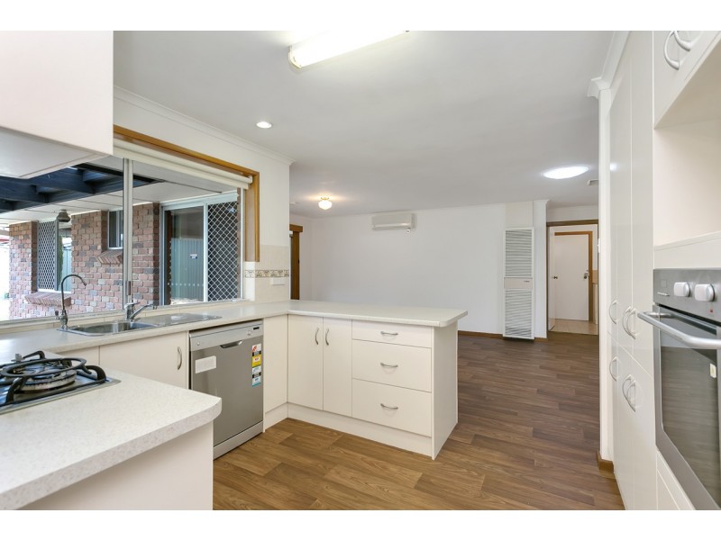 6 Quigley Court, Aberfoyle Park SA 5159