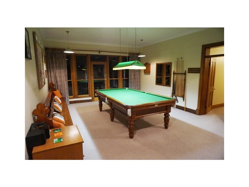 14 Serpentine Road, Belair SA 5052