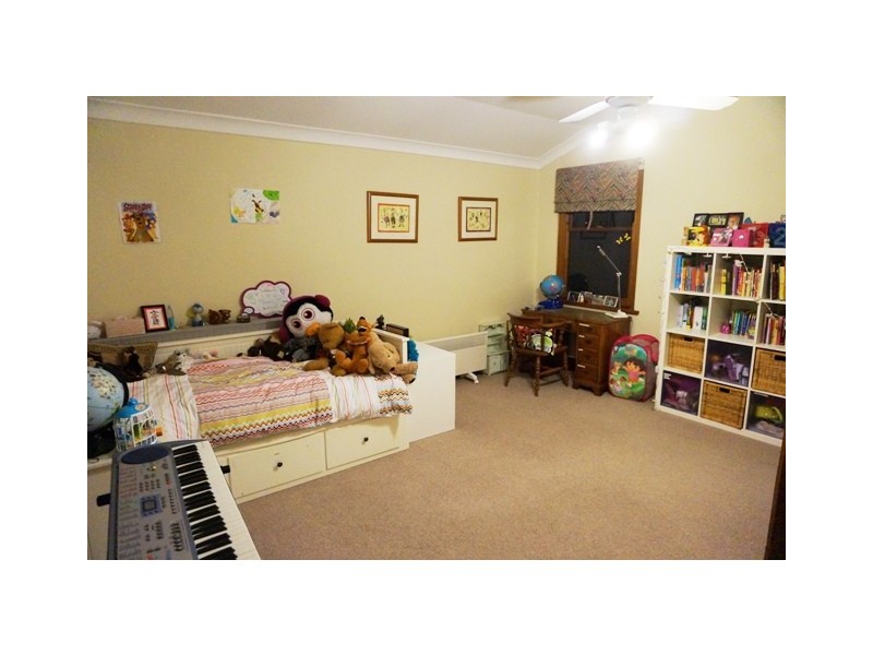 14 Serpentine Road, Belair SA 5052