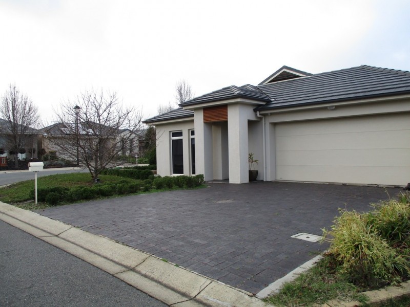 5 Rogerson Cct, Craigburn Farm SA 5051