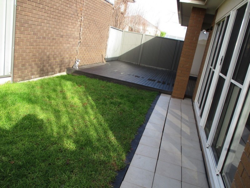 5 Rogerson Cct, Craigburn Farm SA 5051