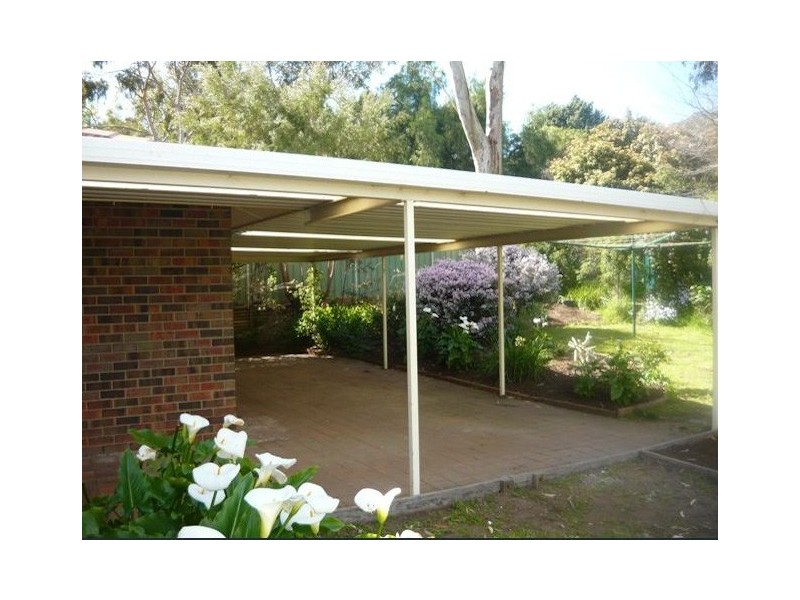 2 Sitella Crescent, Coromandel Valley SA 5051