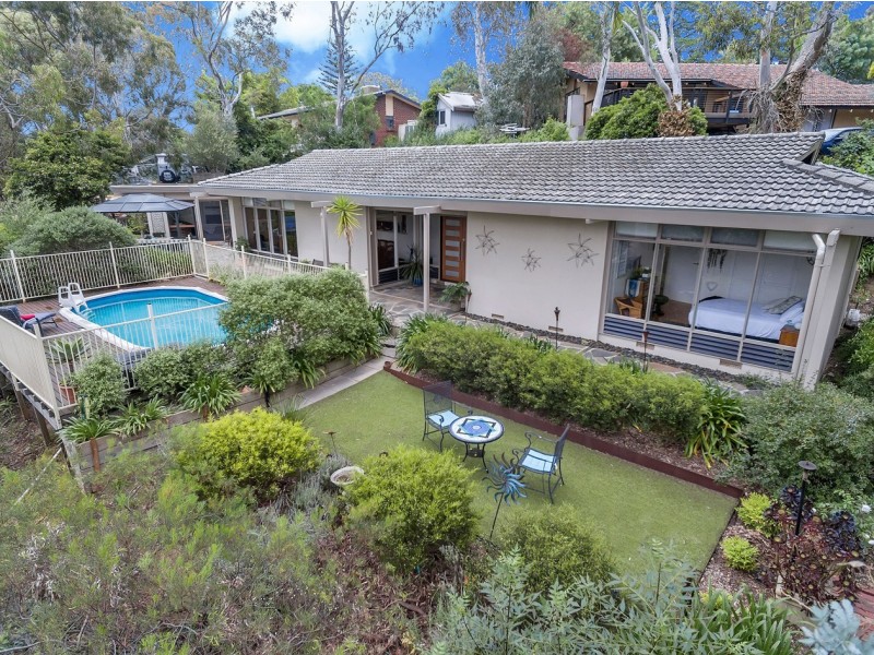 10 Boronia Avenue, Coromandel Valley SA 5051