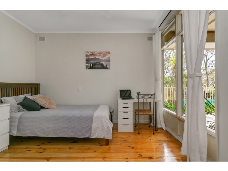 10 Boronia Avenue, Coromandel Valley SA 5051