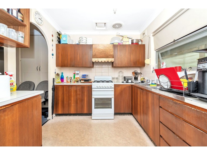 1/61 NILPENA AVENUE, Park Holme SA 5043