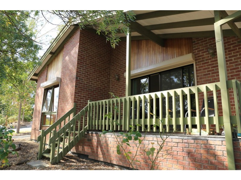 1 Trevilyan Court, Coromandel Valley SA 5051