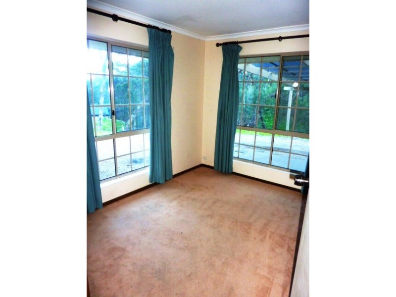 35 Gum Grove, Belair SA 5052