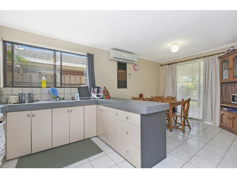 7 Summerford Road, Aberfoyle Park SA 5159