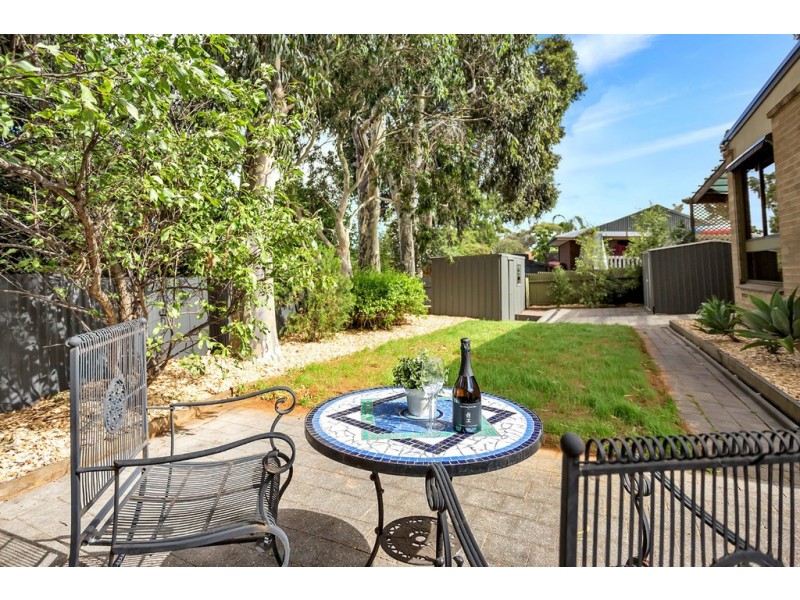 34 Oakridge Road, Aberfoyle Park SA 5159