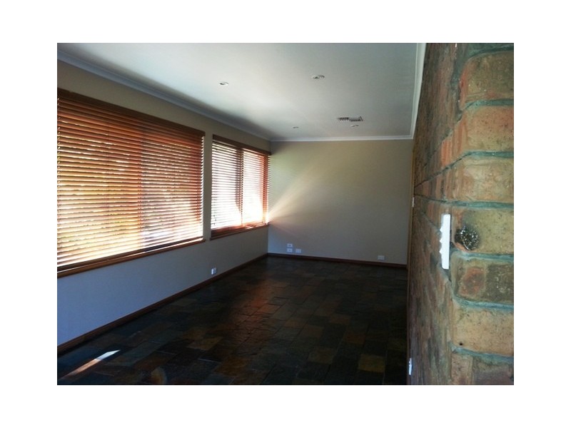 7 Gorelon Drive, Flagstaff Hill SA 5159