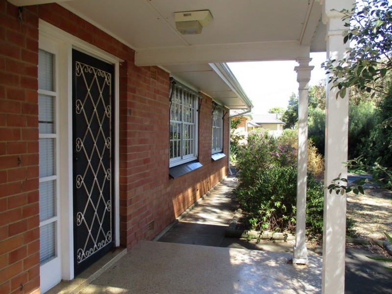 2 Alison Avenue, Marion SA 5043