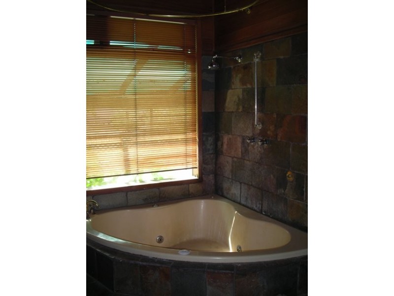 18 Simla Parade, Blackwood SA 5051