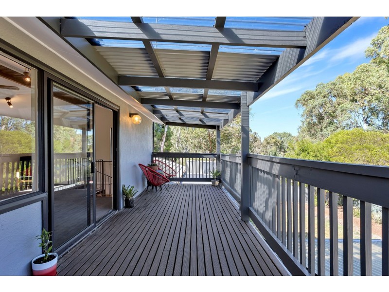 19 Oakdene Crescent, Coromandel Valley SA 5051