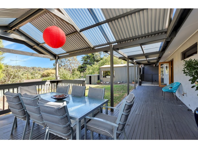 19 Oakdene Crescent, Coromandel Valley SA 5051