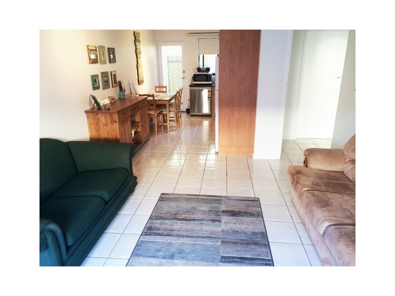 2/92 Seaview Road, West Beach SA 5024