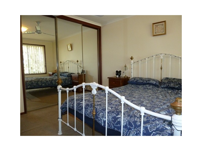 42 Outlook Drive, Aberfoyle Park SA 5159