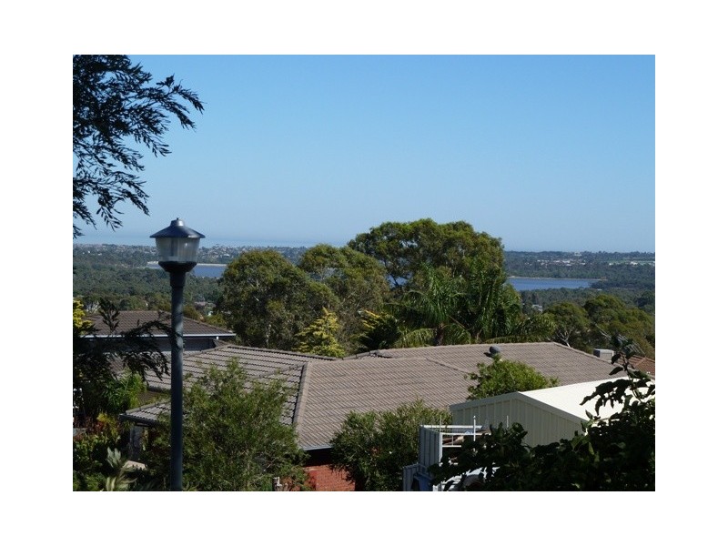 42 Outlook Drive, Aberfoyle Park SA 5159