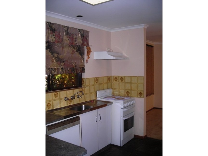 14 Krowalle Crescent, Hawthorndene SA 5051