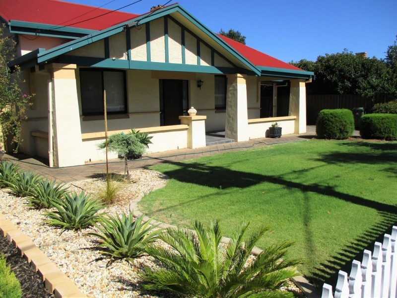 27 Barry Road, Oaklands Park SA 5046