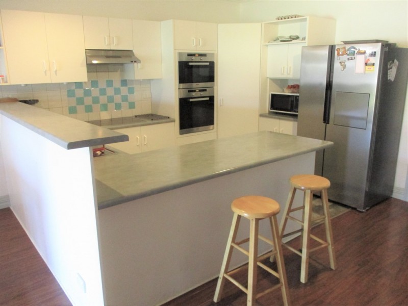 27 Barry Road, Oaklands Park SA 5046