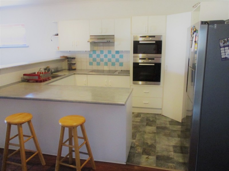 27 Barry Road, Oaklands Park SA 5046