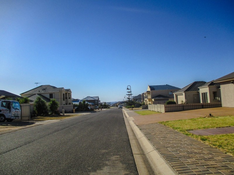 25 Shoreline Ave, Sellicks Beach SA 5174