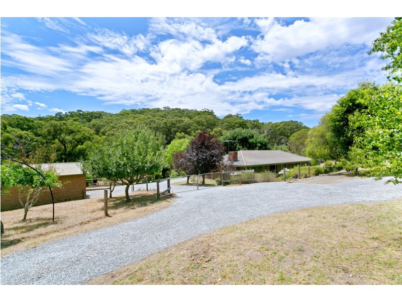 5 Nioka Drive, Ironbank SA 5153