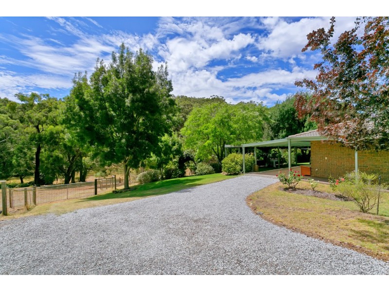 5 Nioka Drive, Ironbank SA 5153