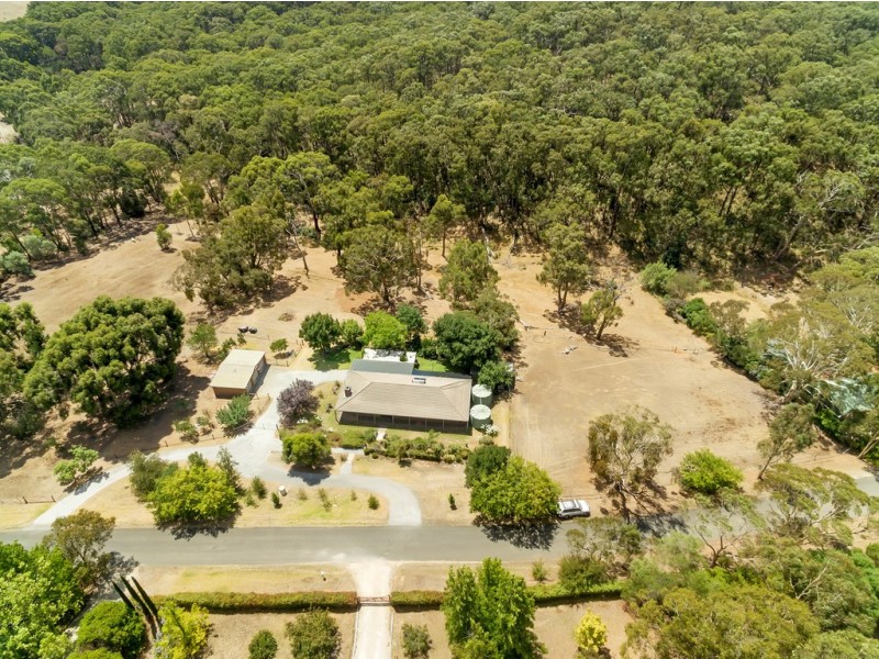 5 Nioka Drive, Ironbank SA 5153