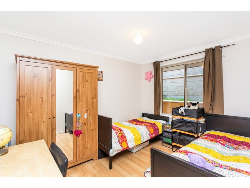 8 The Oaks Parade, Aberfoyle Park SA 5159