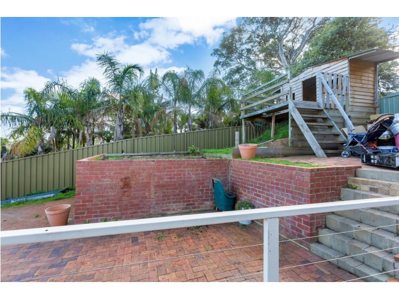 8 The Oaks Parade, Aberfoyle Park SA 5159