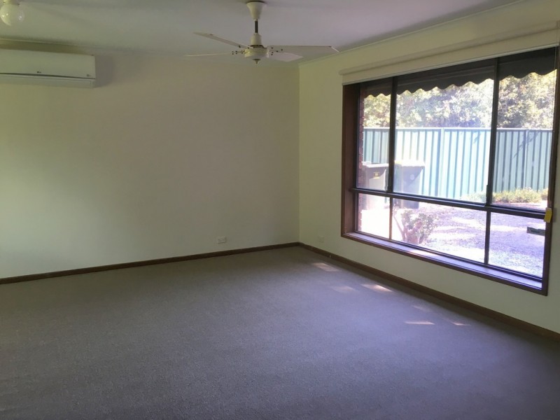 6 Dawson Place, Happy Valley SA 5159