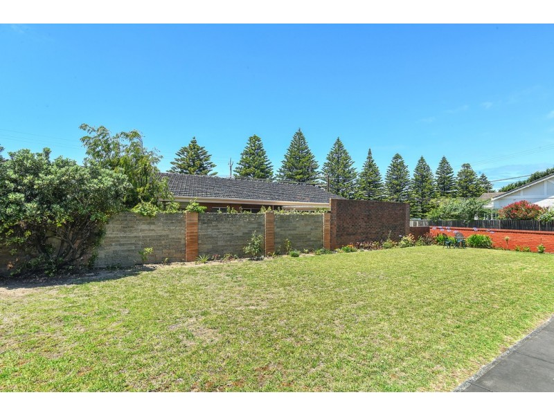2/2 Bridge Court, Victor Harbor SA 5211
