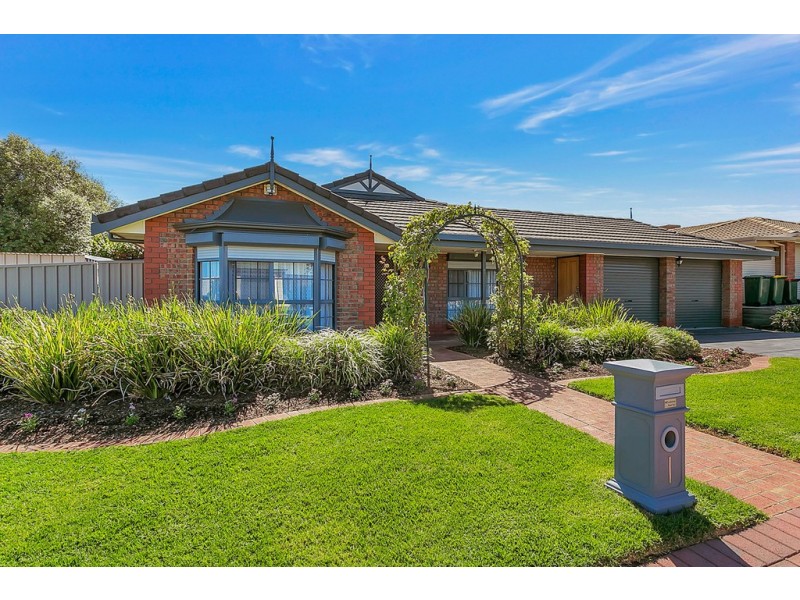 1 Talladira Way, Woodcroft SA 5162