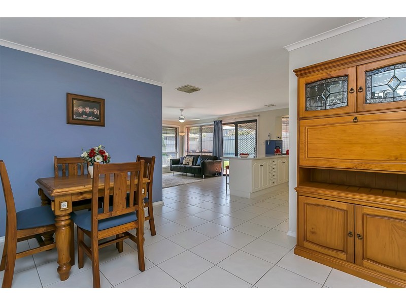 1 Talladira Way, Woodcroft SA 5162